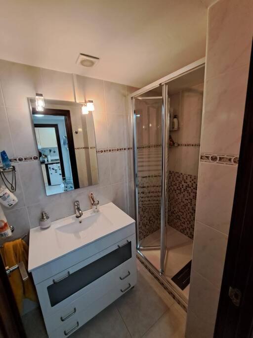 Holiday Center Apartamento Vistas Mar, Acceso Directo Playa Y Piscina Росес Екстериор снимка